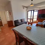 Fortaleza 1bdr W/balcony By Lovelystay ポルティマン