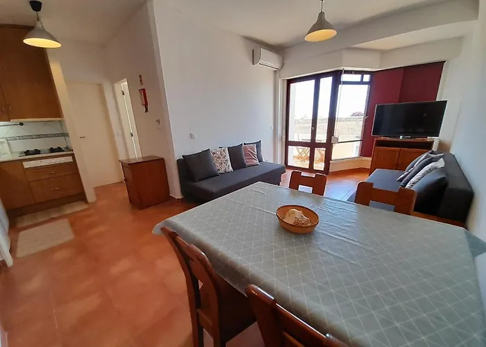 Fortaleza 1bdr W/balcony By Lovelystay Portimão