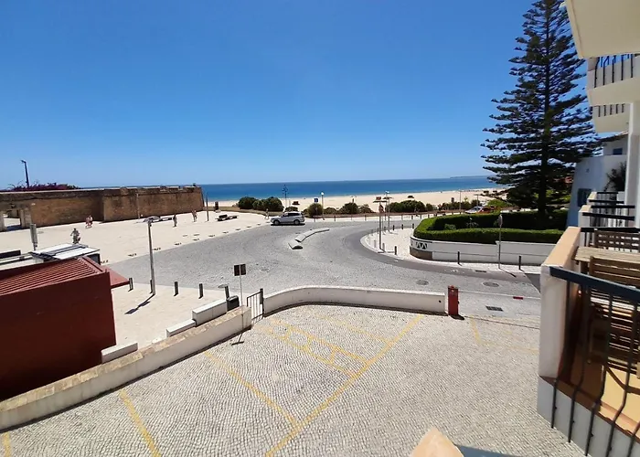 Fortaleza 1bdr W/balcony By Lovelystay